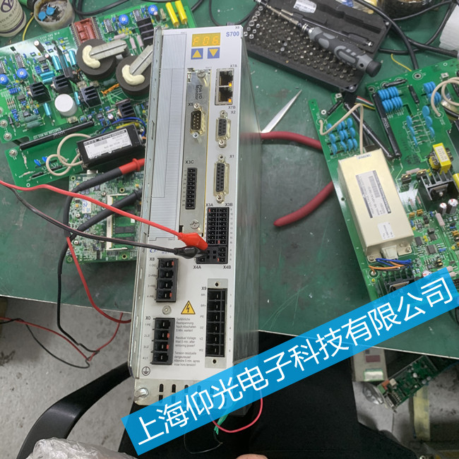 科爾摩根伺服驅(qū)動器S700維修報警F545修理免費(fèi)檢測